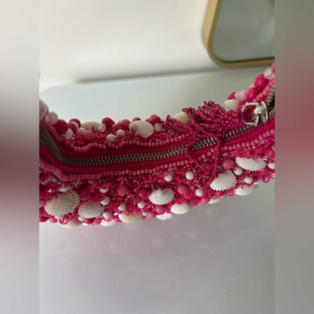 Viral beaded pink shell fringe shoulder bag - Picture 5 of 7
